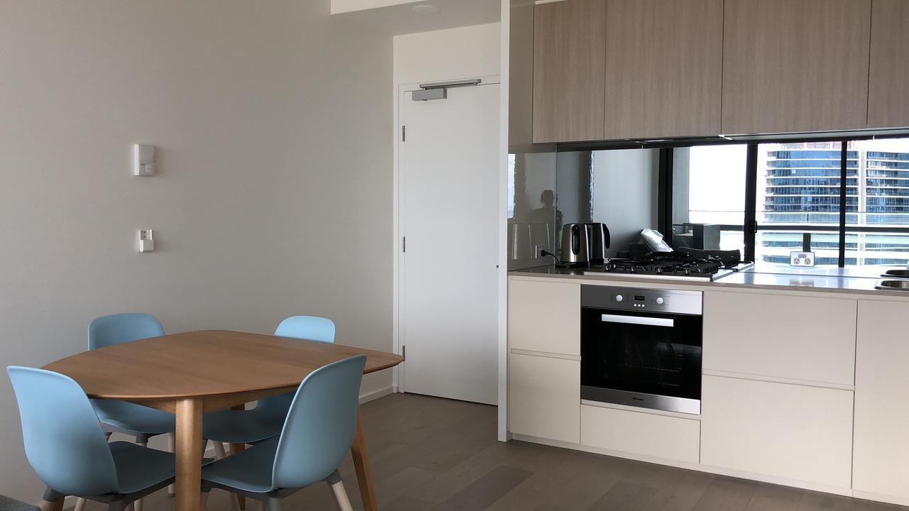 Winston Apartments Docklands Melbourne Exterior foto