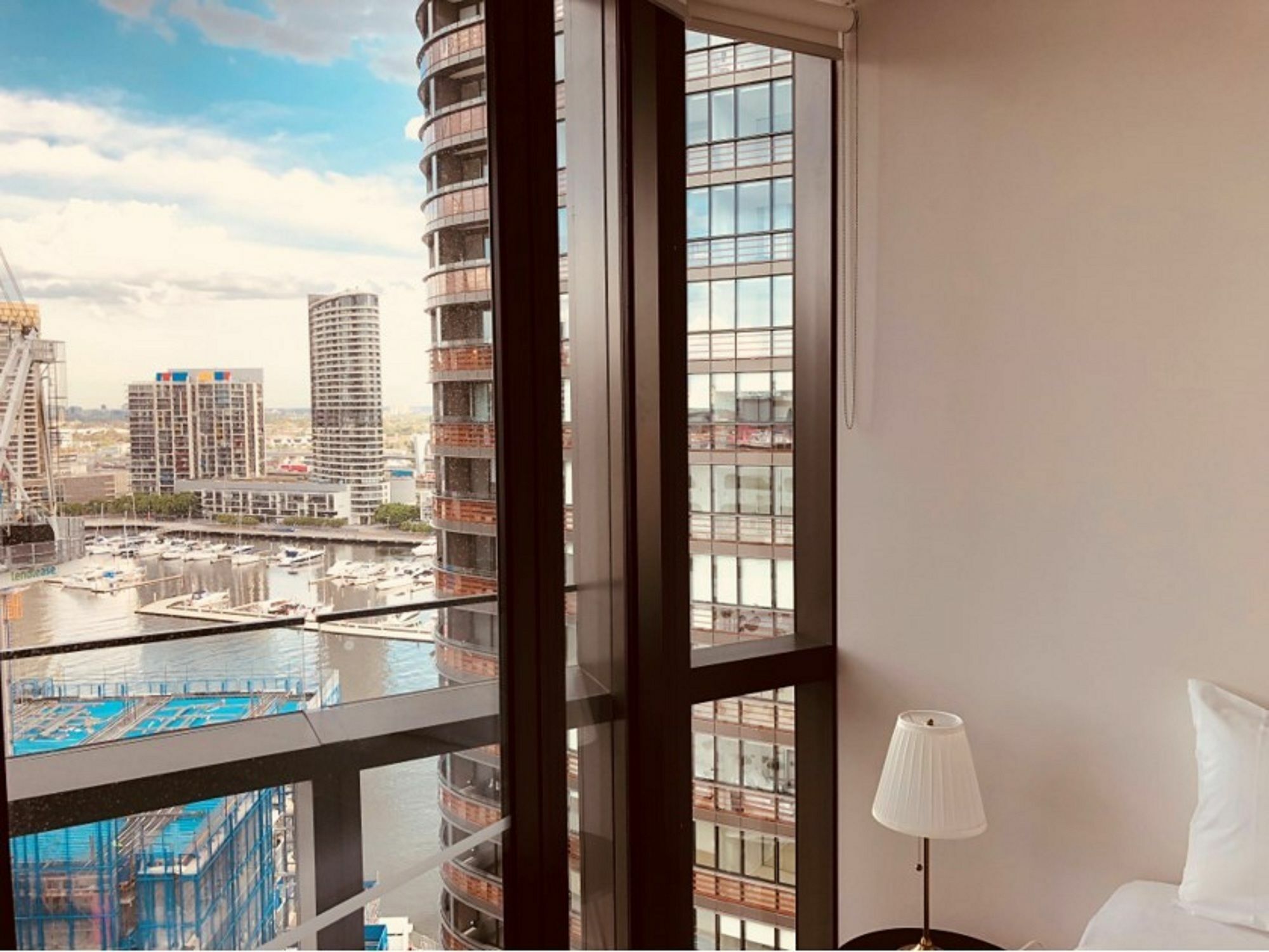 Winston Apartments Docklands Melbourne Exterior foto